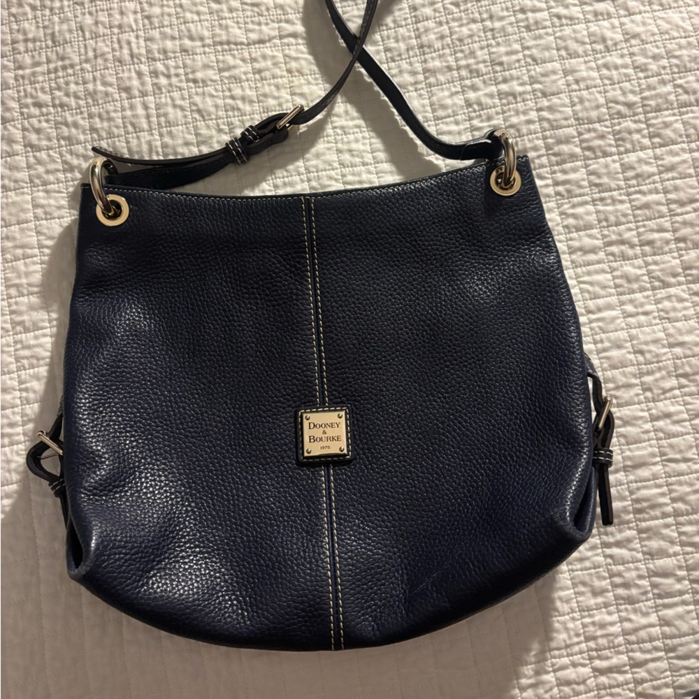 Vintage Dooney & Bourke Dark Blue Pebbled Bag